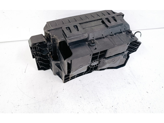 Pojistková skříňka 13368645, 13403357 Opel Zafira C 2014