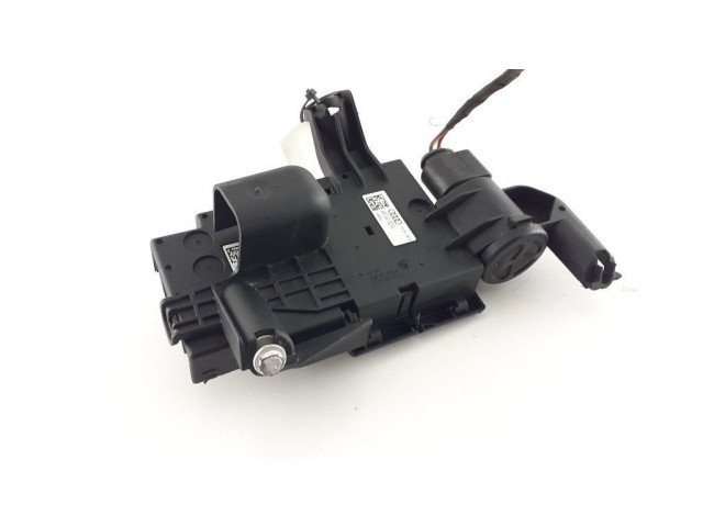 Узел подключения плюсовых проводов