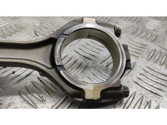 Поршень с шатуном Nissan 370Z для бензинового двигателя 3.7