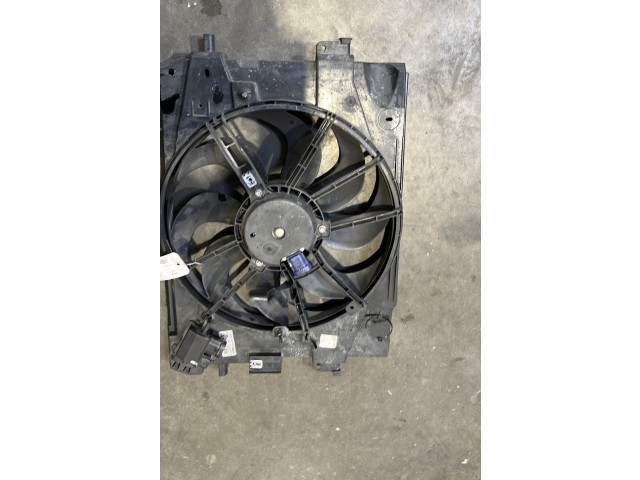 Вентилятор радиатора Dacia Sandero