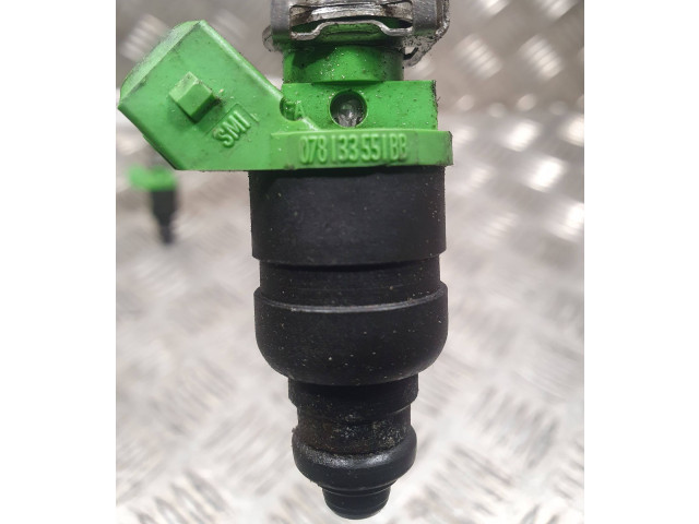 Vstřikovací lišta 078133551BB Audi A6 S6 C5 4B