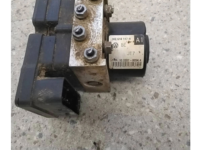 Блок АБС 1K0907379P, 00009496E5   Skoda  Octavia Mk2 (1Z)  2004 - 2013 года