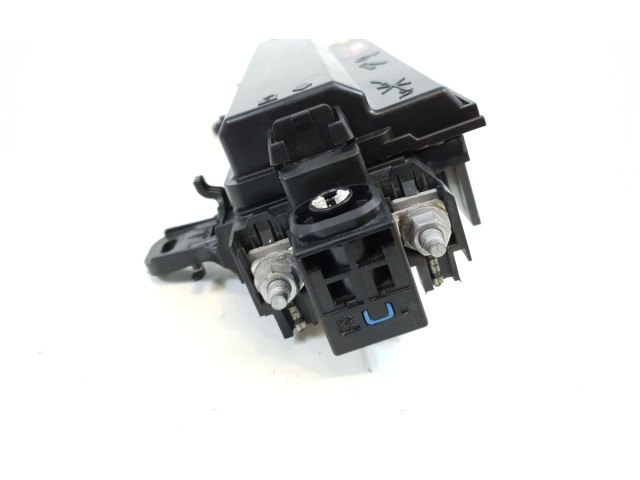 Pojistková skříňka 1034405-00-F Tela Model S 2017