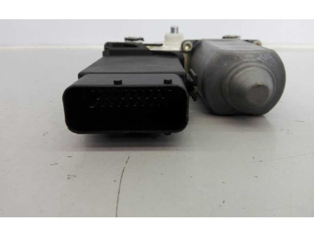 Передний двигатель механизма для подъема окон