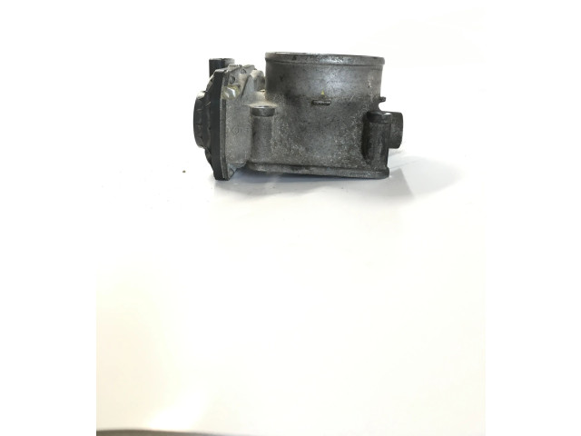 Vstřikovací lišta 2203020060 Lexus RX 300