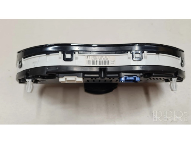 Přístrojová deska Toyota Avensis T250 2005 8380005851, 8380005851B