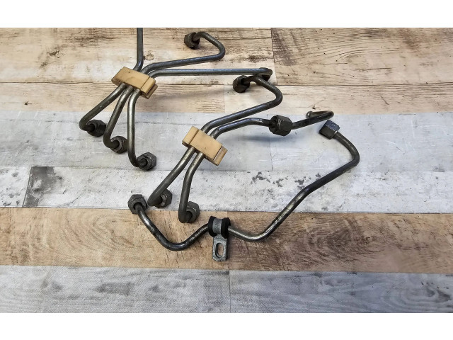 Топливная рампа    Volvo XC90  