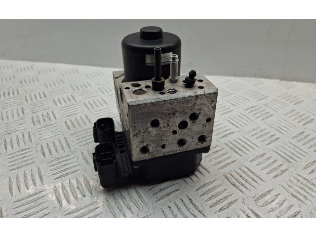 Блок АБС 4454053010, 1332005040 Lexus IS 200-300 1999 - 2005 года