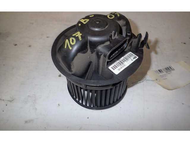 Вентилятор печки       Peugeot 107