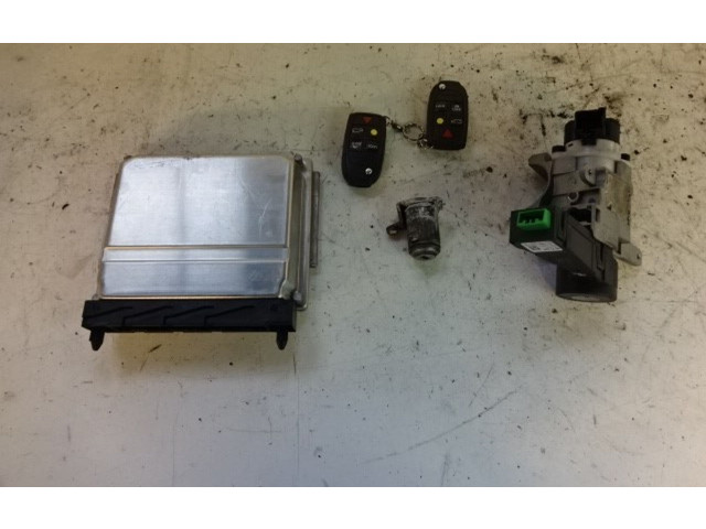 Блок управления впрыском 30646978A, 0281011441   Volvo V70