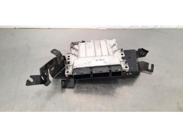 Řídící jednotka 237102703S   Renault Clio V 2020