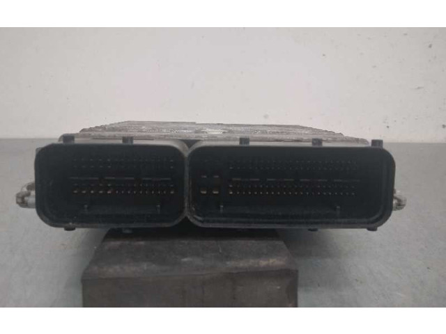 Блок управления двигателя 03L906023LK, 5WP42686AA   Skoda Rapid (NH)