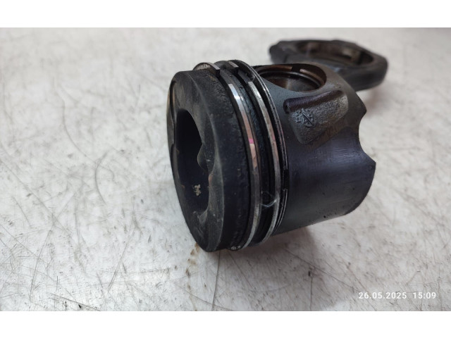  Поршень с шатуном OM642   Jeep Grand Cherokee (WK)  