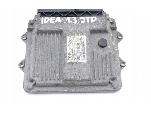 Блок управления двигателем ECU