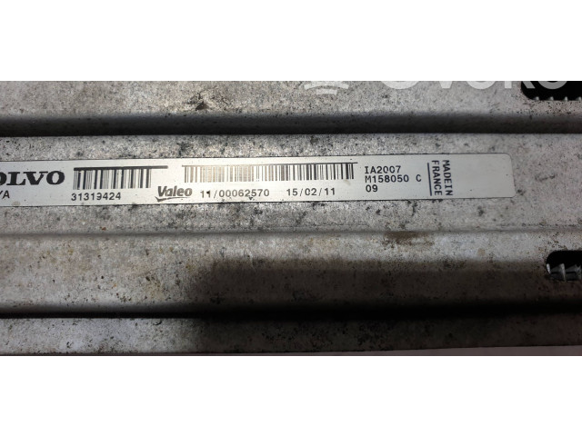 Интеркулер 31319424, M158050C Volvo V70