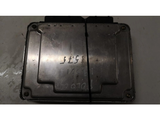 Блок управления двигателя 038906012M, 0281001979 Volkswagen Polo