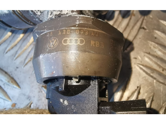 Комплект форсунок 0414720037, 038130073AJ    Volkswagen PASSAT B5.5   