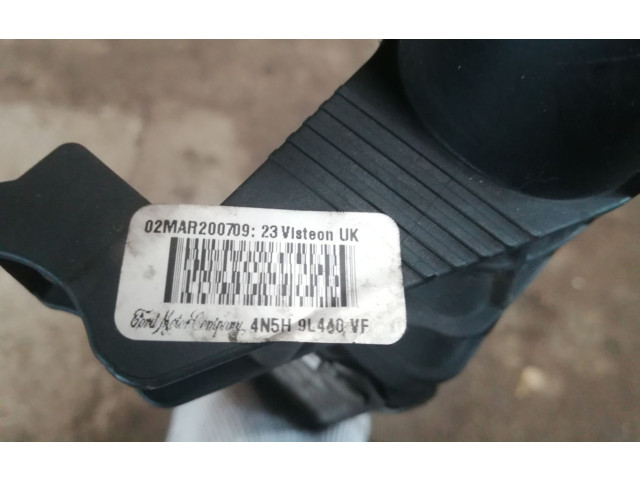 Интеркулер  4N5H9L440VF   Volvo V50 2.0