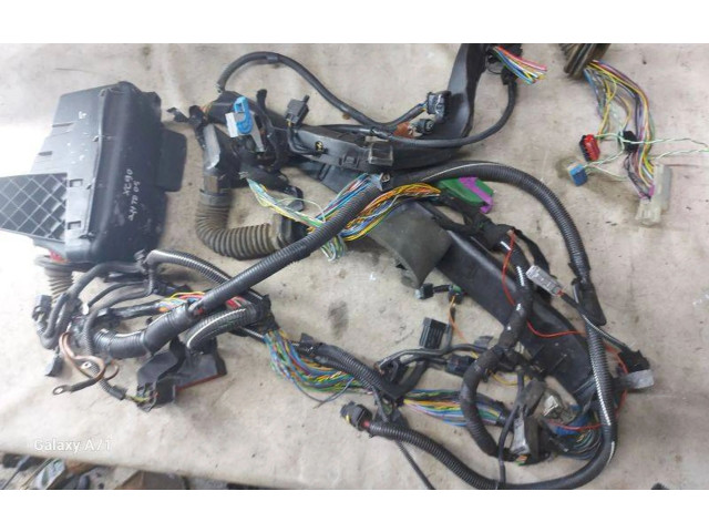 Блок предохранителей 30728132 Volvo XC90