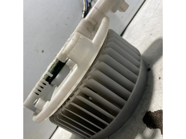 Вентилятор печки 2726000322 Lexus IS 220D-250-350