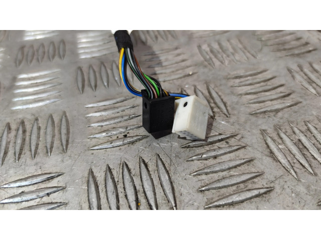 Zpětné zrcátko levé Mercedes-Benz GLE (W166 - C292) 2017 615215, A1668102101