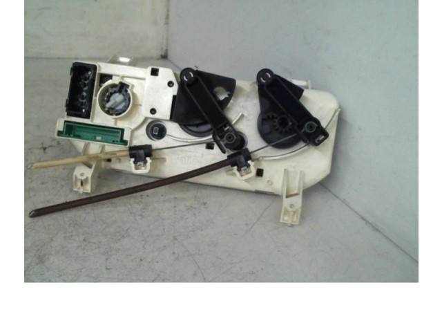 Блок управления климат-контролем    Renault Clio II