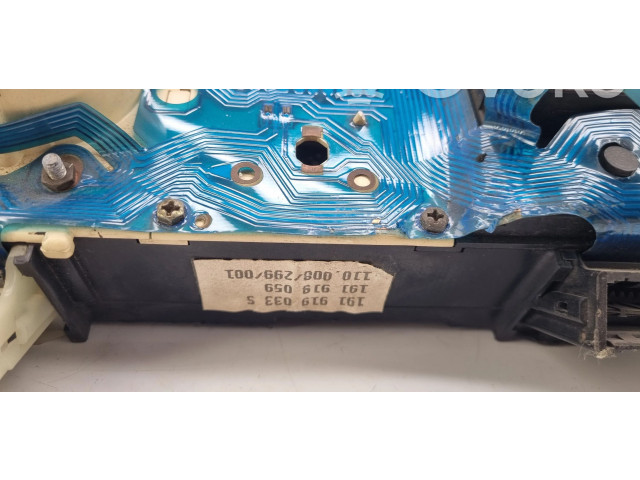 Панель приборов 191919033S   Volkswagen Golf II       