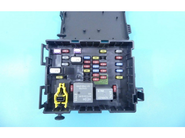 Блок предохранителей  68068355AD, IMPRK1072125   Fiat Freemont    