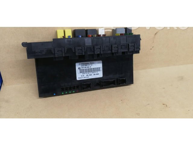 Pojistková skříňka 2035453701 Mercedes-Benz C W203 2005