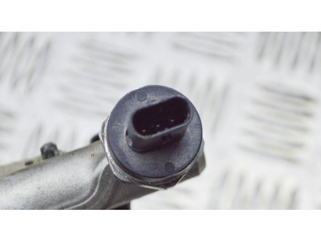 Топливная рампа 8694198, 0261500539   BMW X4 G02 2.0 