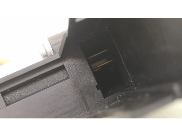 Передний двигатель механизма для подъема окон