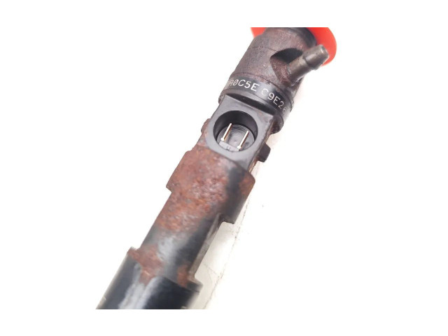 Форсунка EJBR05101D, 8200676774    Dacia Sandero  K9K792 