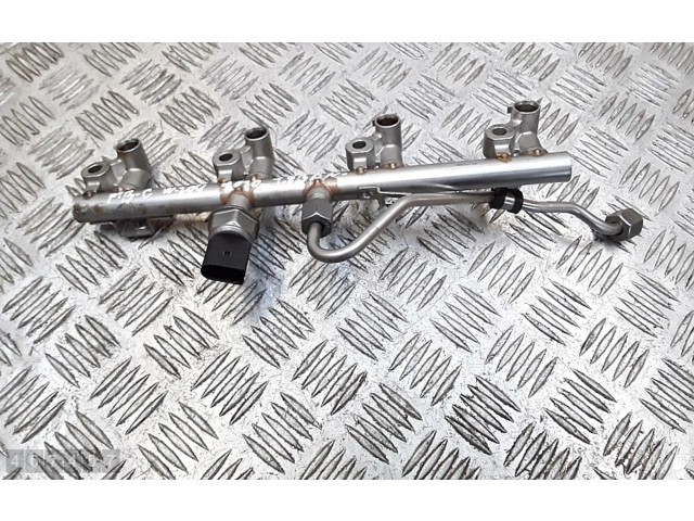 Vstřikovací lišta a2710705495 Mercedes-Benz C W204