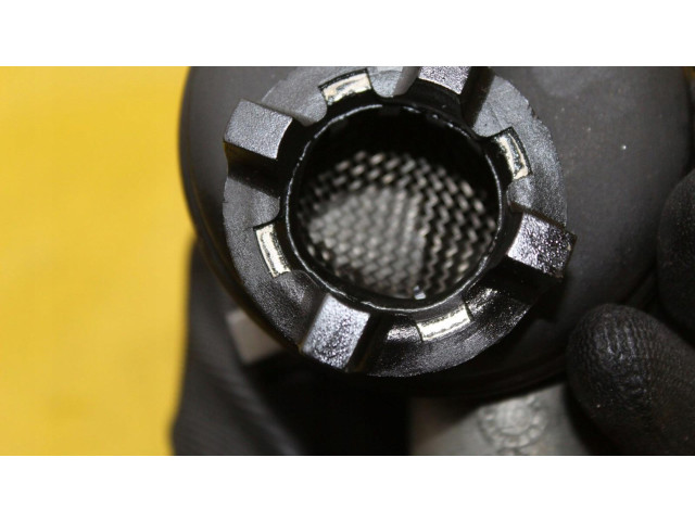 Čerpadlo oleje 057115253C Audi A8 S8 D3 4E