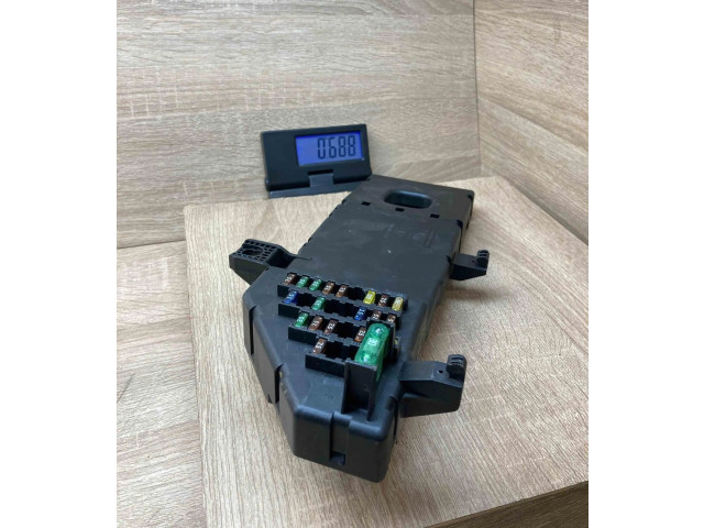   Pojistková skříňka 24443147, 460023260   Opel Vectra C 2002