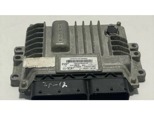 Řídící jednotka E13039762, 28305510   KIA Ceed 2013