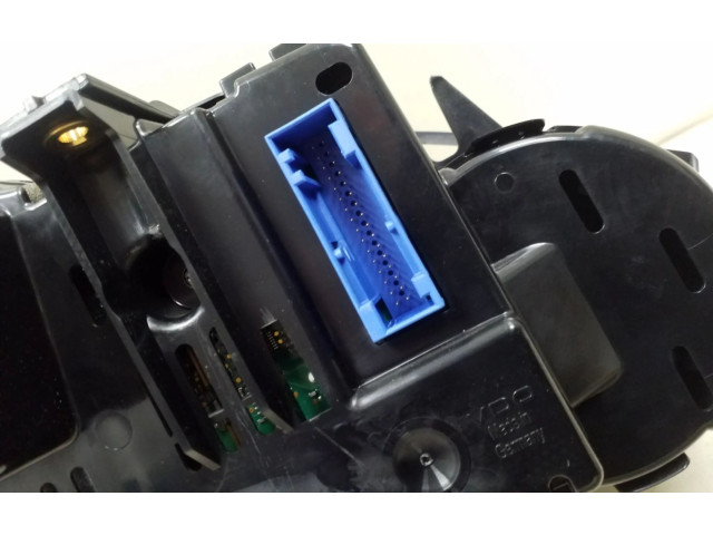 Přístrojová deska Porsche Panamera (970) 2015 97064115404