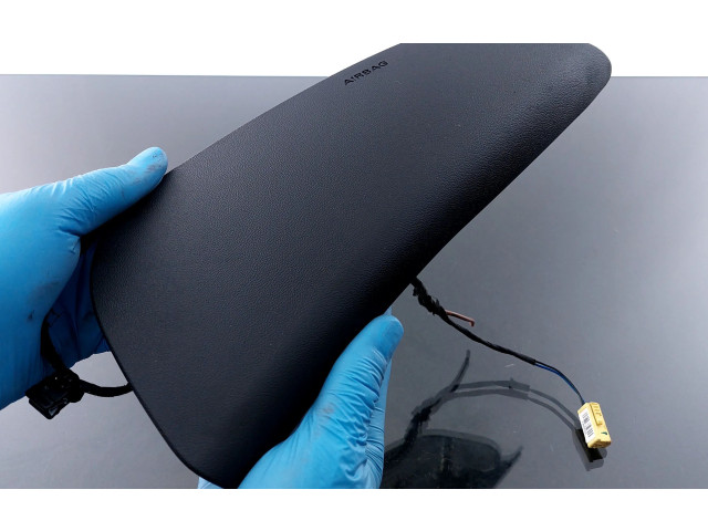 Подушка безопасности в сиденье 8E0880241D, 8E0880241   Audi A4 S4 B7 8E 8H