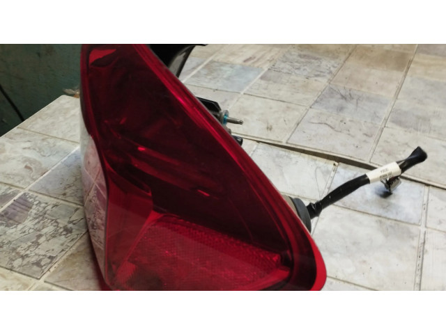 Задний фонарь правый 84332799    Chevrolet Cruze II   2016- года