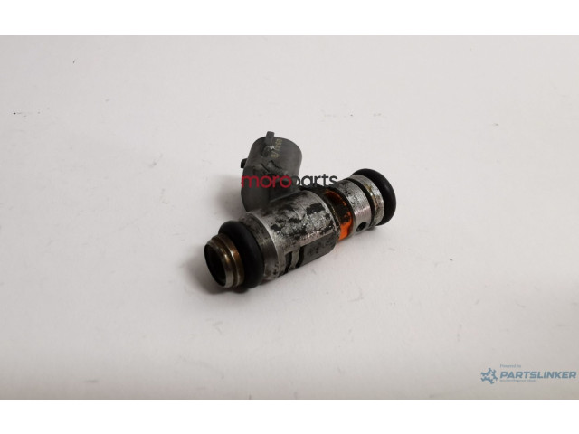 Форсунка 036031G, 036031G    Volkswagen Bora   