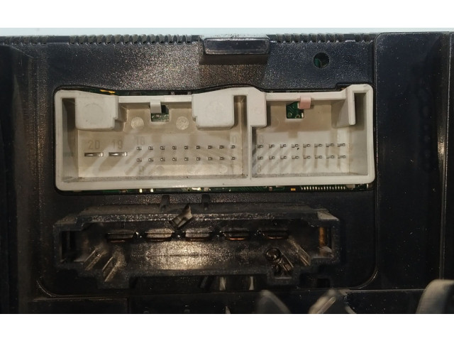 Блок управления климат-контролем    Volkswagen Caddy