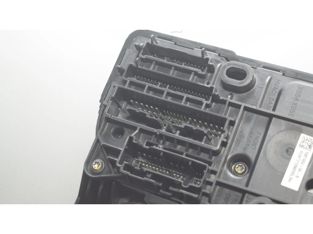 Блок комфорта 156745400B, 149784800E Tesla Model 3