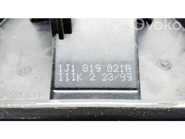 Вентилятор печки    1J1819021A   Audi TT Mk1