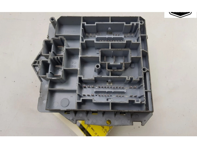 Блок предохранителей  51742419   Alfa Romeo GT    