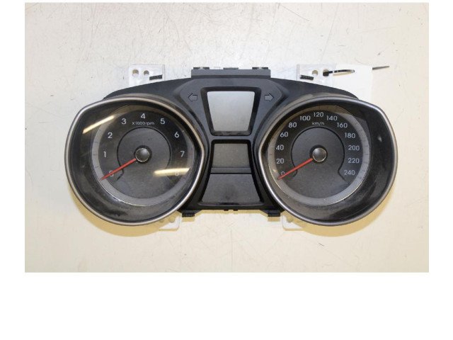 Přístrojová deska Hyundai i30 2011