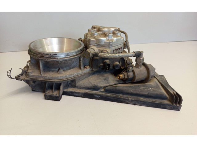 Топливная рампа 054133353A, 0438121085   Audi 80 90 S2 B4  