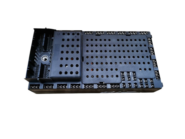 Блок предохранителей 08679899, 02W441   Volvo V70    