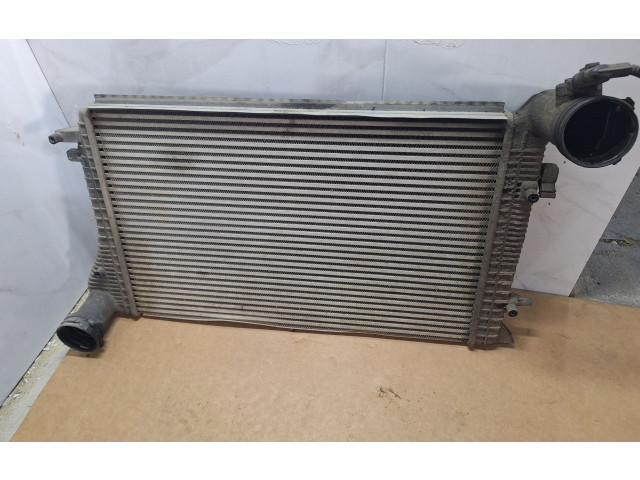 Интеркулер Volkswagen Caddy