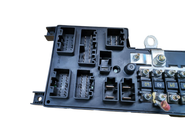 Блок предохранителей 8678449, 518826011   Volvo S60    