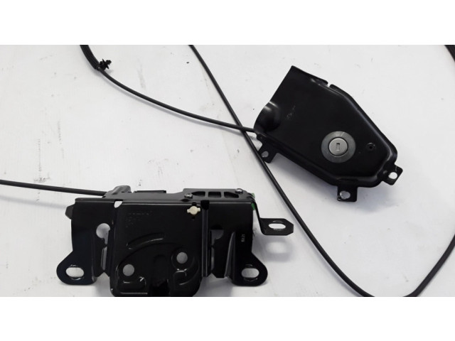 Zámek zadních dveří Volvo C70 2008